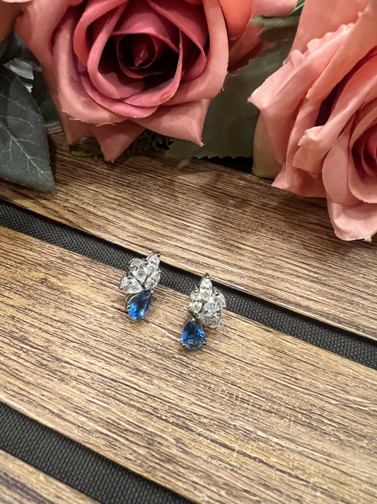 Light blue drop hanging earrings