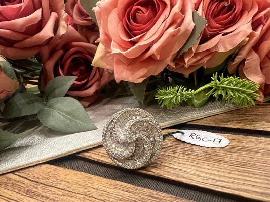 Swirl 3D cocktail ring