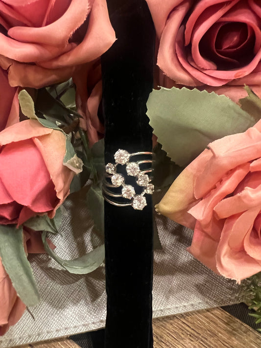 8 diamond fancy ring